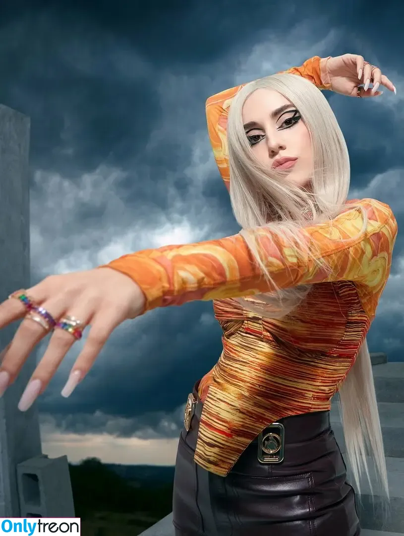 Ava Max nude photo #1954 (avamax / plharleyquinn)