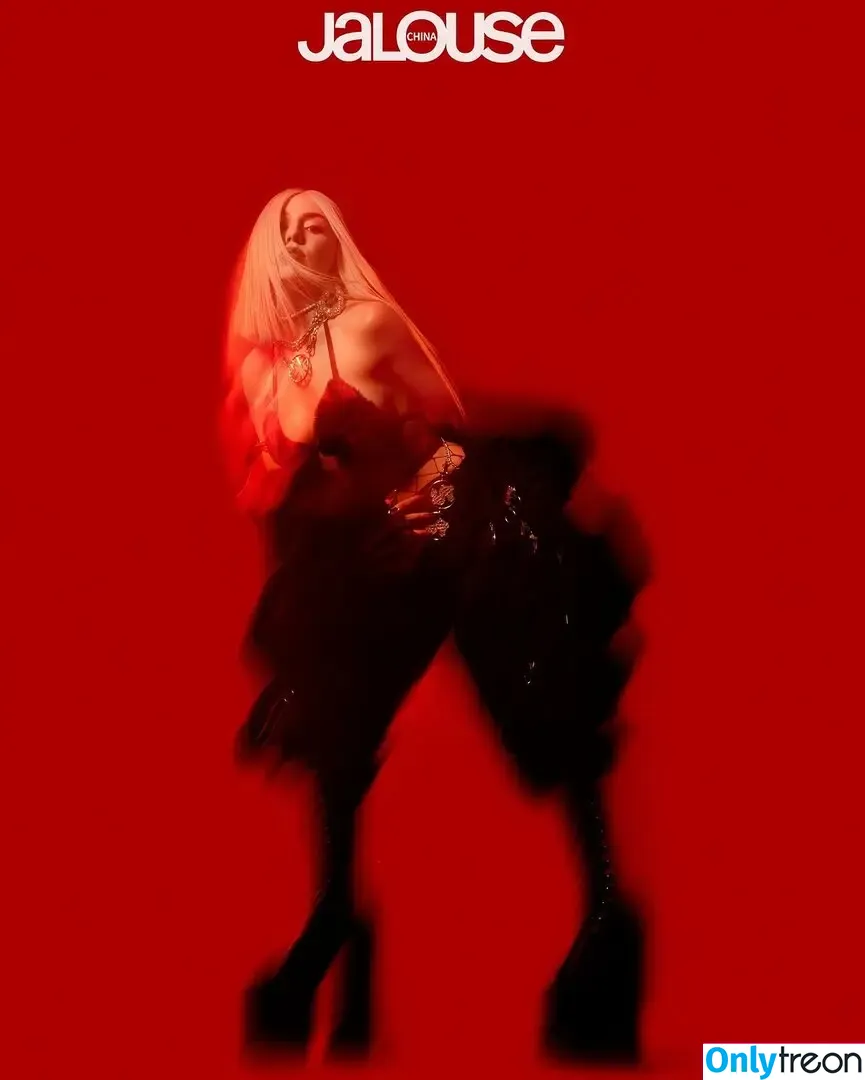 Ava Max nude photo #1965 (avamax / plharleyquinn)