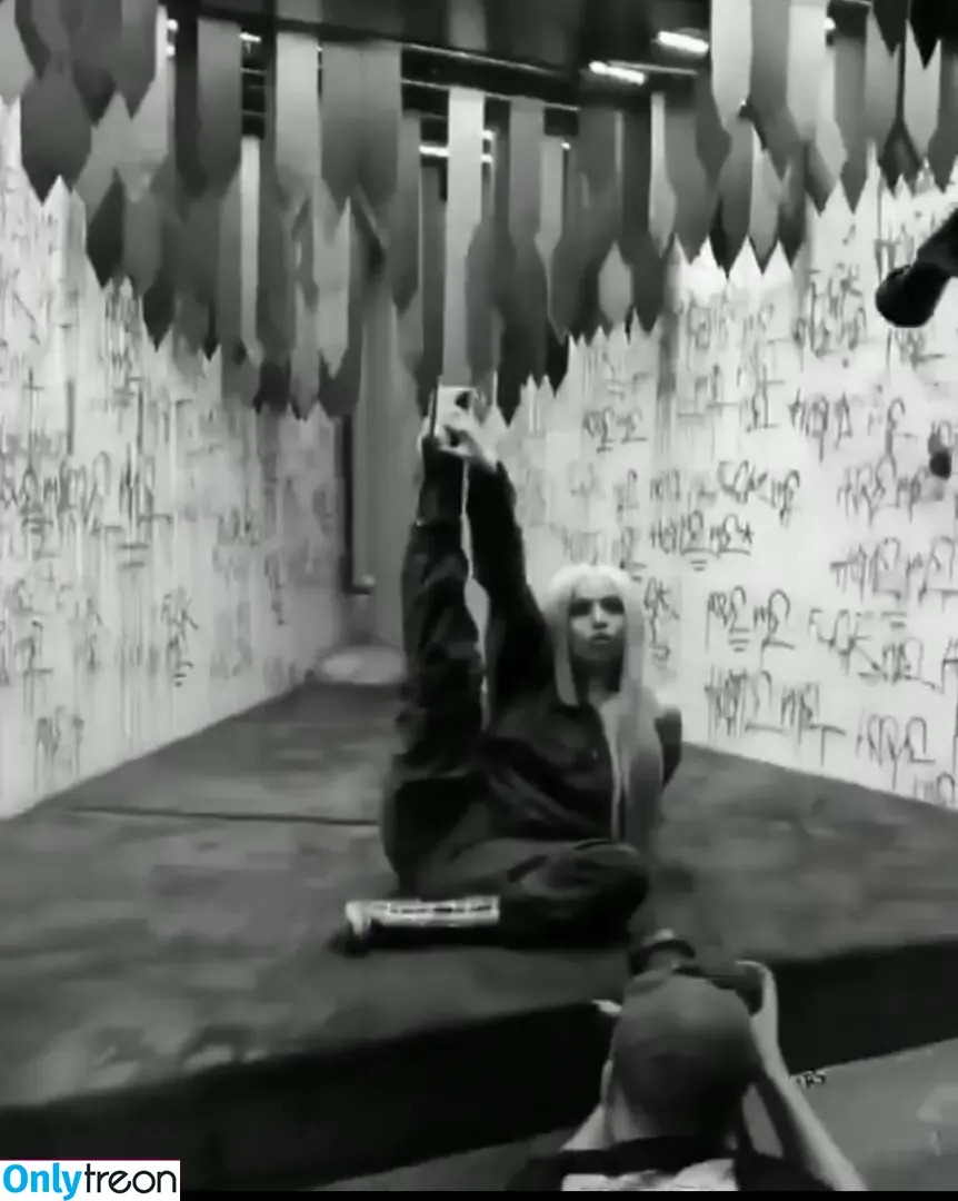 Ava Max nude photo #1971 (avamax / plharleyquinn)