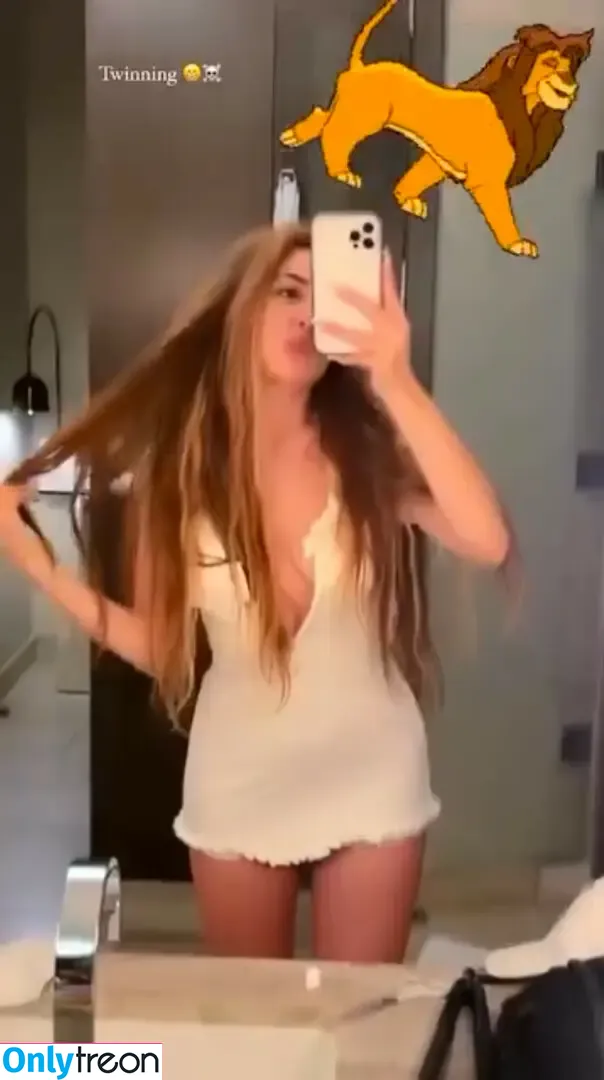 Ava Max nude photo #1994 (avamax / plharleyquinn)