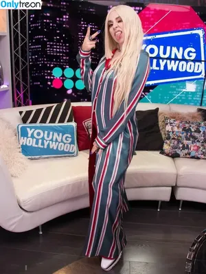 Ava Max / avamax / plharleyquinn nude photo #2055