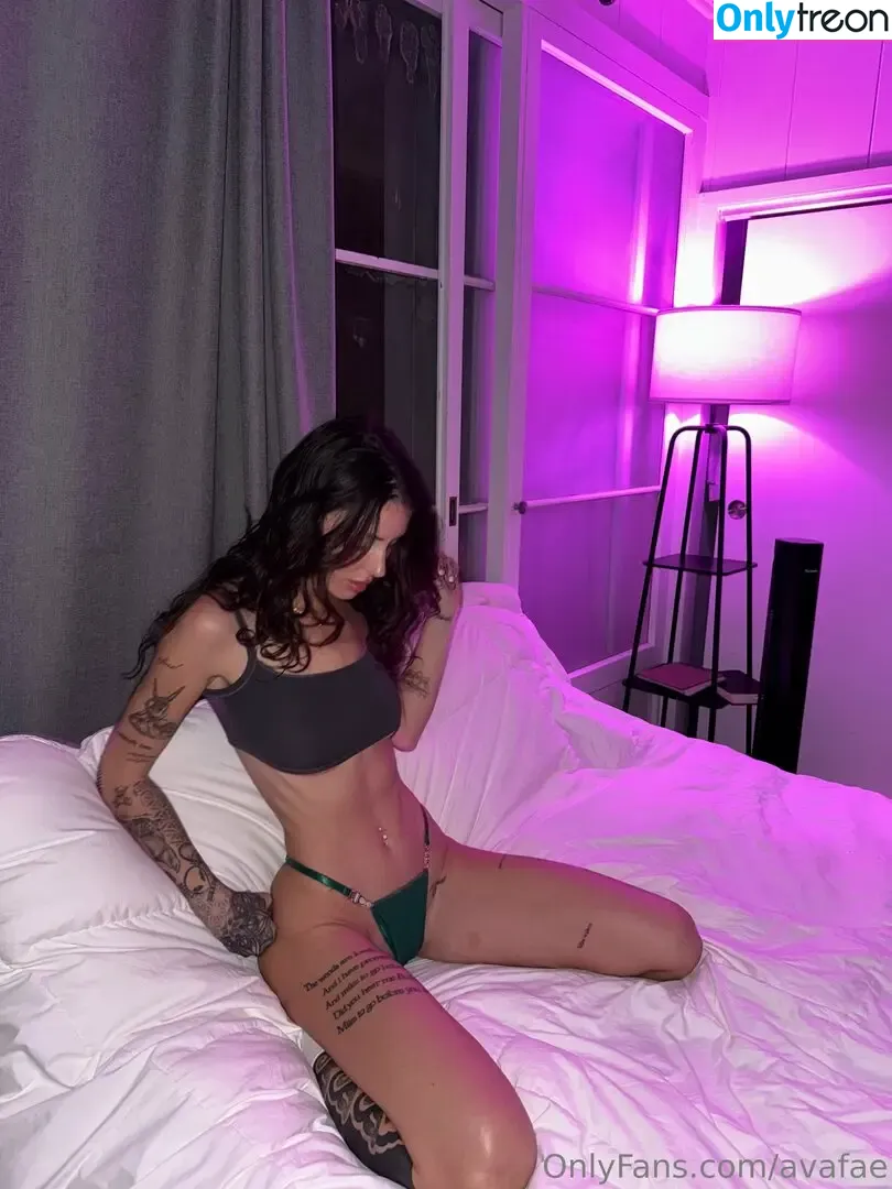 avafae nude photo #0099 (Ava_ / Ava__ / avafae_ / avavillain / datbitchbarbiee)