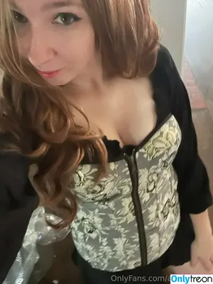  nude photo #0007