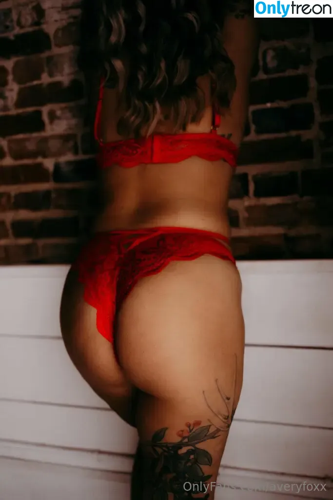 averyfoxx nude photo #0048 (averyy_foxx)