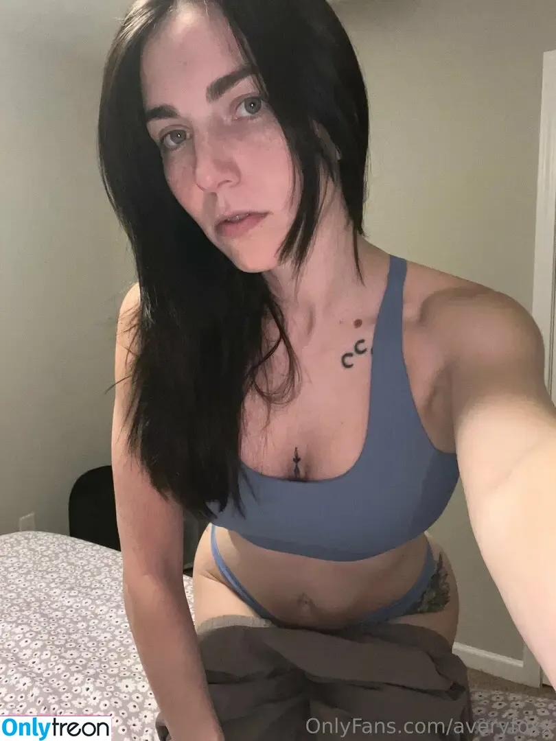 averyfoxx nude photo #0056 (averyy_foxx)