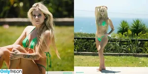 Avril Lavigne / AvrilLavigne nude photo #0331