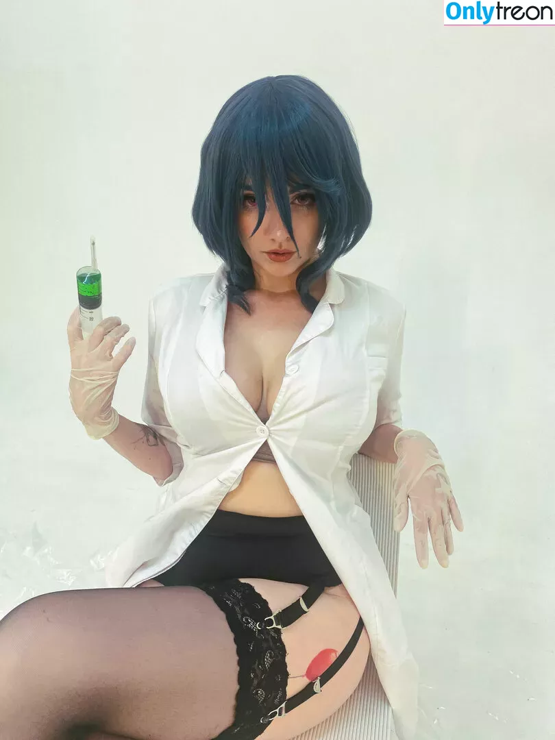 awesomi nude photo #0020 (Omi / Omi_COS / awes_omi)