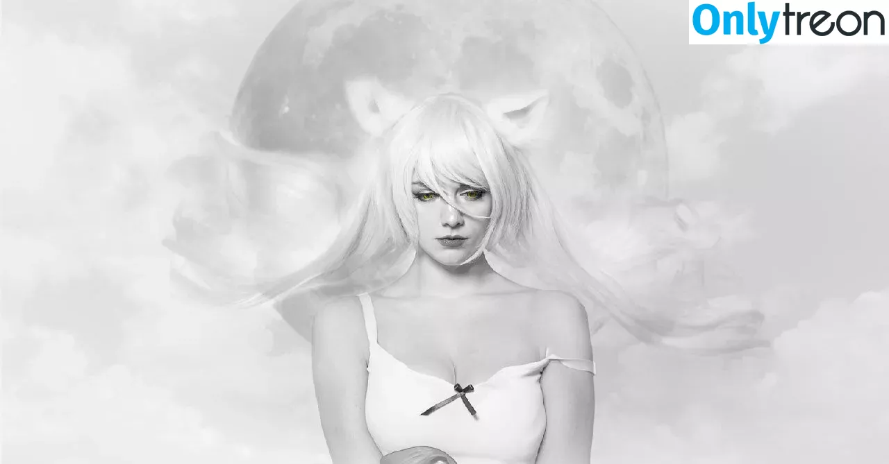 awesomi nude photo #0102 (Omi / Omi_COS / awes_omi)