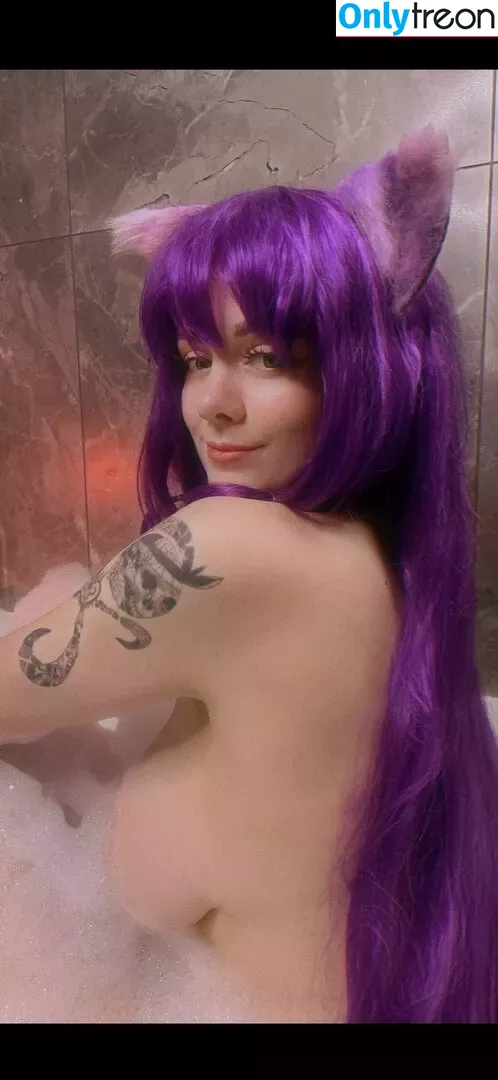 awesomi nude photo #0136 (Omi / Omi_COS / awes_omi)