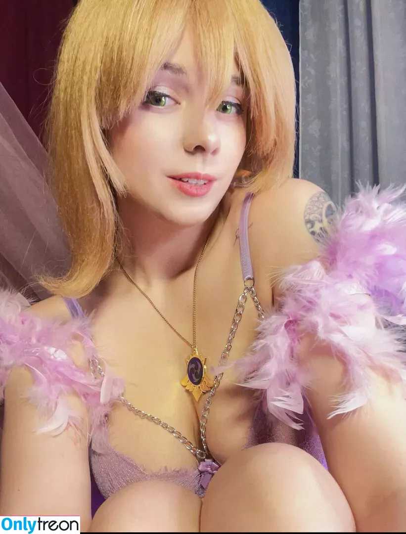 awesomi nude photo #0228 (Omi / Omi_COS / awes_omi)