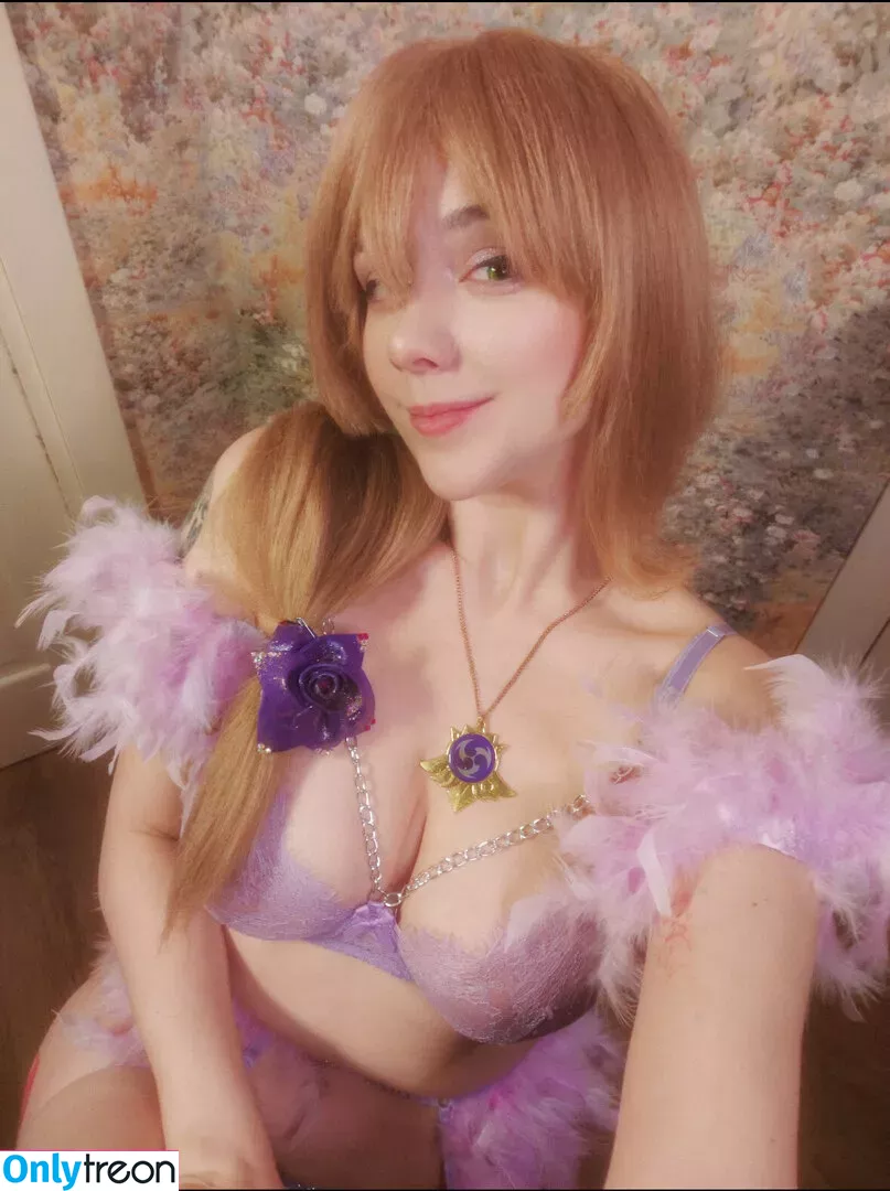 awesomi nude photo #0243 (Omi / Omi_COS / awes_omi)