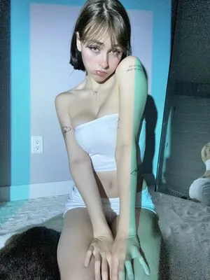awholelottazozo / zozothewoodelf nude photo #0038