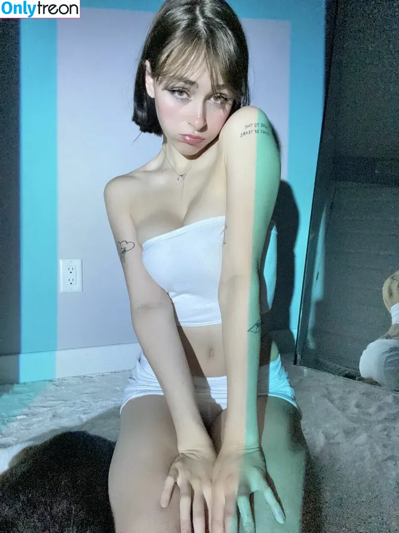awholelottazozo nude photo #0038 (zozothewoodelf)