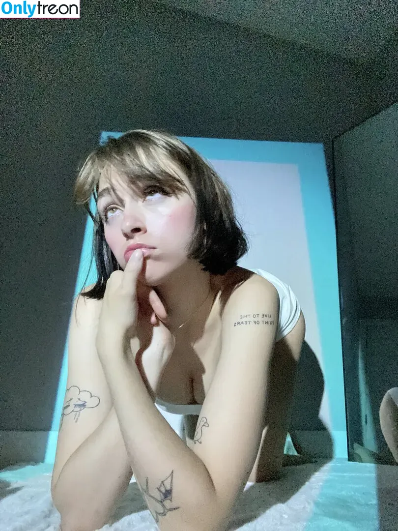 awholelottazozo nude photo #0046 (zozothewoodelf)
