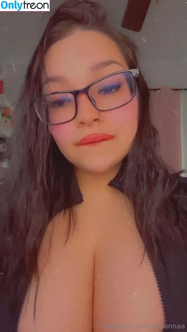 awiannaa nude photo #0037 (awiannaa)