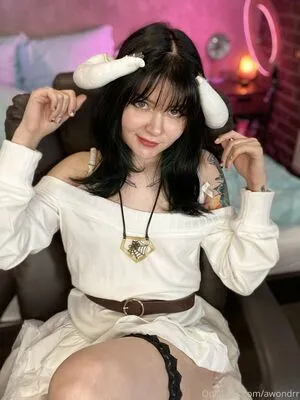 Awondrr / Alice Wonder / alicewonder_99 / awondrr_sg nude photo #0236