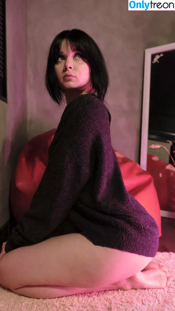 Awondrr nude photo #0195 (Alice Wonder / alicewonder_99 / awondrr_sg)