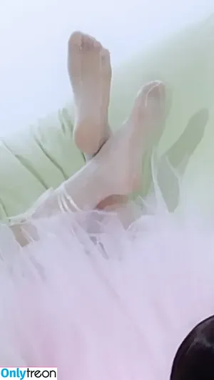Aya Nakamachi / ayanakamachi nude photo #0020