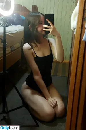 AyAn / AyAn2D / ayan4d / ayannsfw / chanelayan nude photo #0010