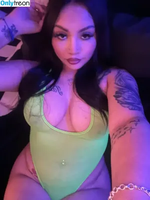 Ayeereynnnaa / Ayeereynnnaaa / Baeristastella / daddyssgirl0 nude photo #0016