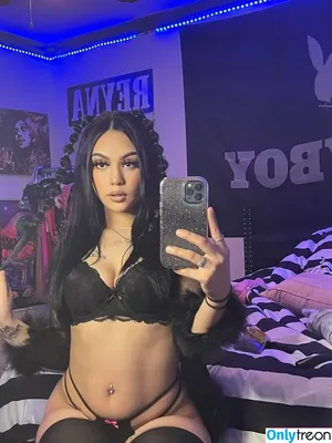 Ayeereynnnaa / Ayeereynnnaaa / Baeristastella / daddyssgirl0 nude photo #0033