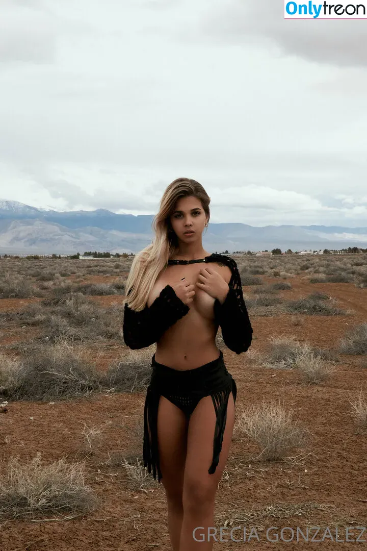Aygrecia nude photo #0080 (itsgrecia)