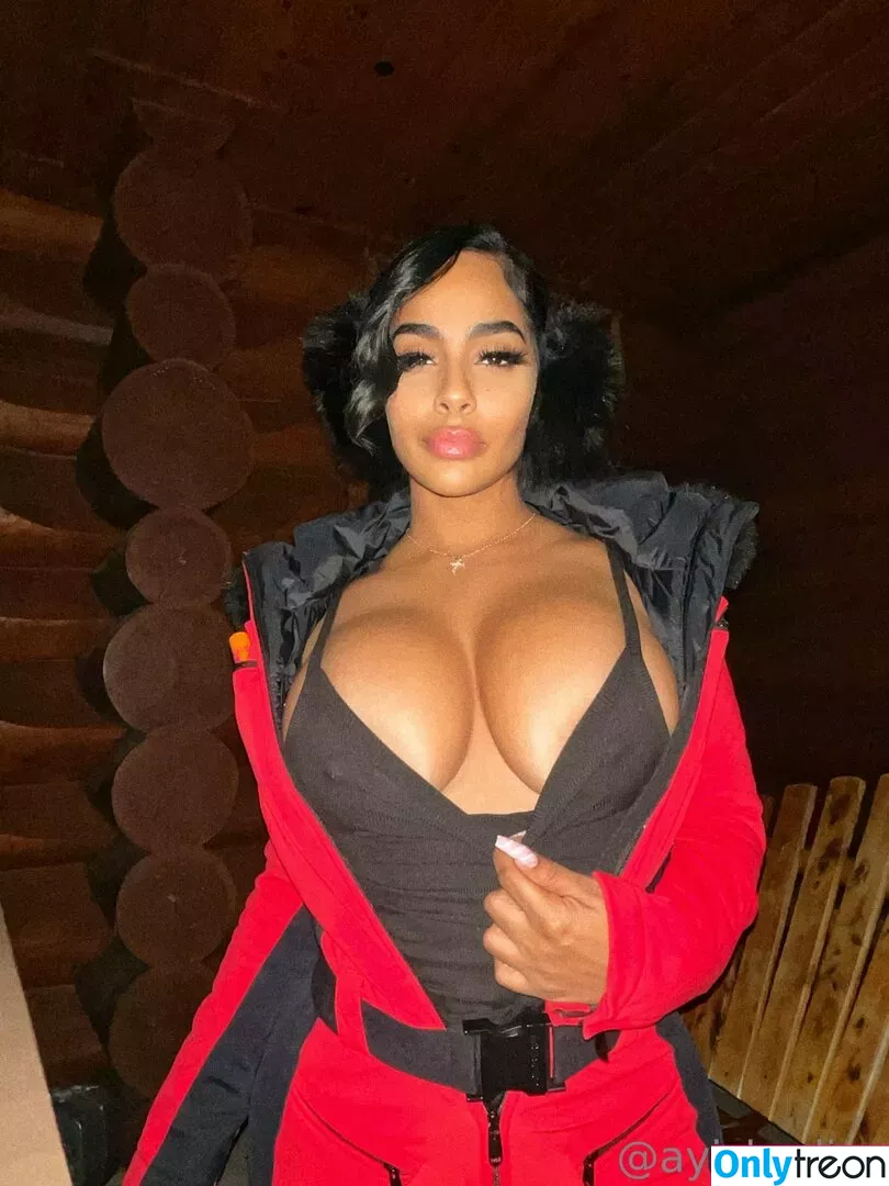 Ayisha Diaz nude photo #0166 (ayishadiaz / ayishadiaz0)