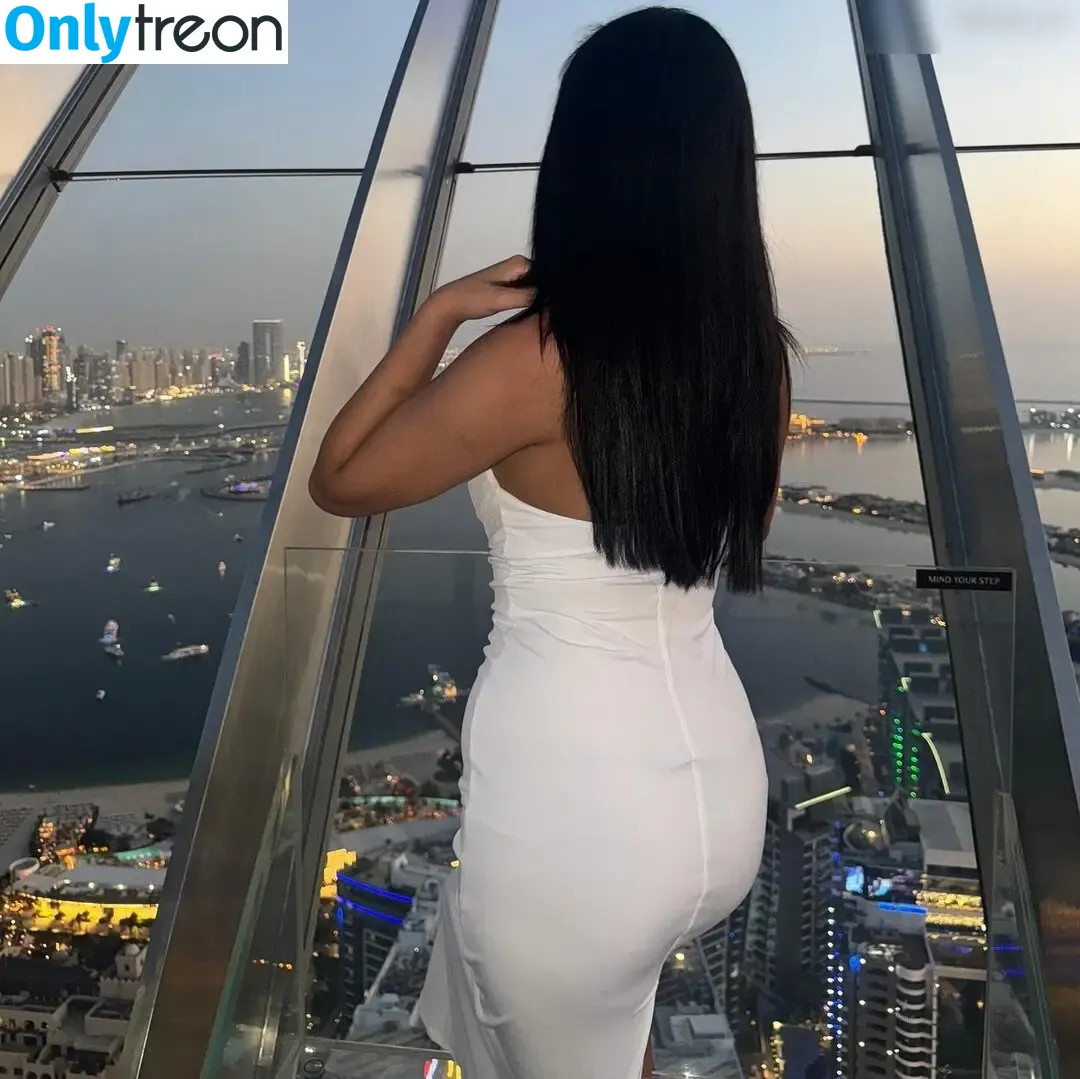 Ayjen offiziell nude photo #0004 (Ayjen offiziell)