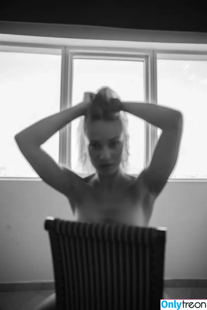 aylav nude photo #0038 (TINA / ayla.rav)