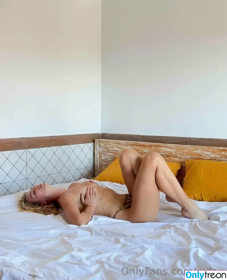 aylav nude photo #0152 (TINA / ayla.rav)