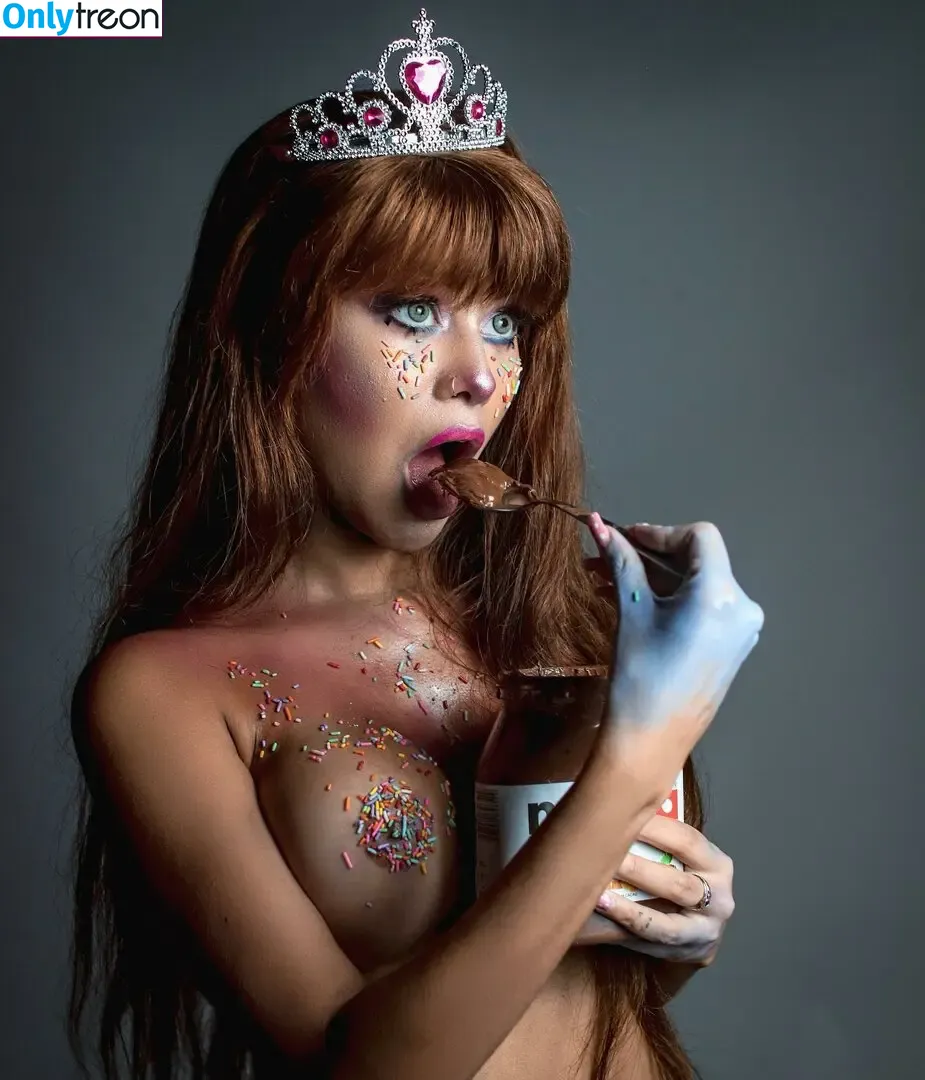 B4rbitch nude photo #0009 (B4rbiek1ll)