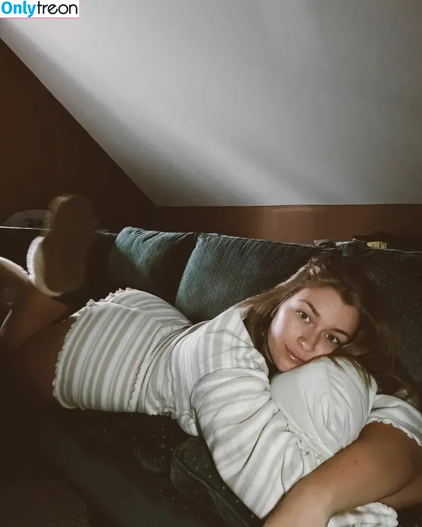 BaaabyC nude photo #0005 (barbiegotthicc / bitcheslovebrixo)
