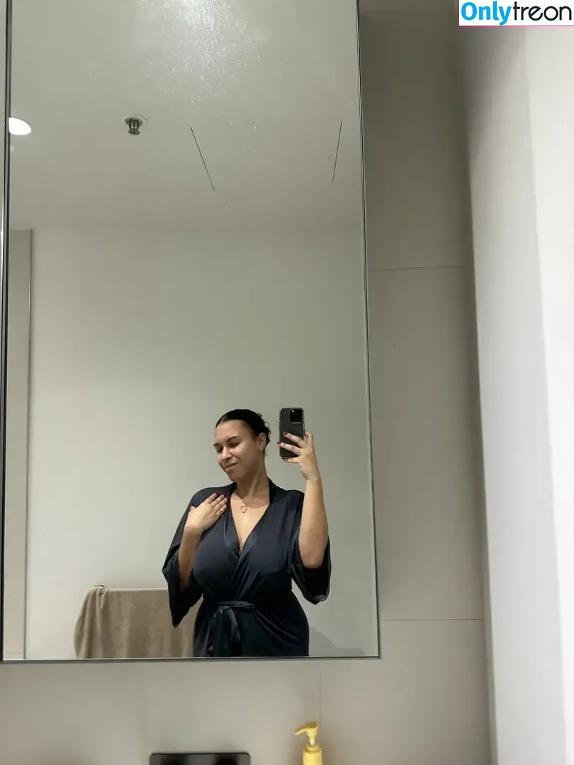babiiijas nude photo #0060 (babiiijas)