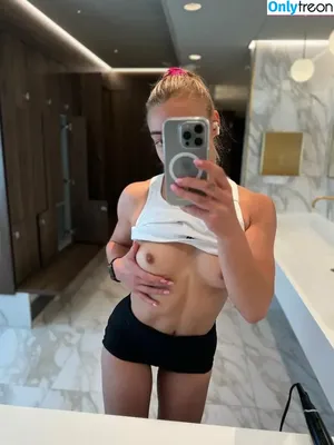 Baby-Girl-Infinity / FitnessFreya / fit.freya nude photo #0002