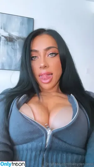 Babydesireex / babyyariess nude photo #0221