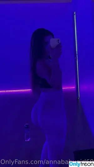 babyfaceanna69 / altgurl69 nude photo #0003