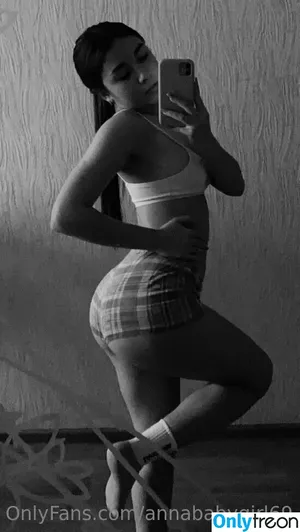 babyfaceanna69 / altgurl69 nude photo #0010
