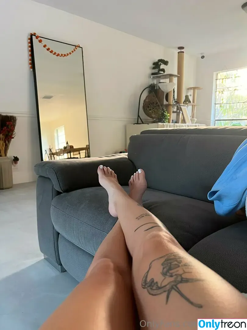 babyfooji nude photo #0165 (peachtot / peachtot.cosplay)