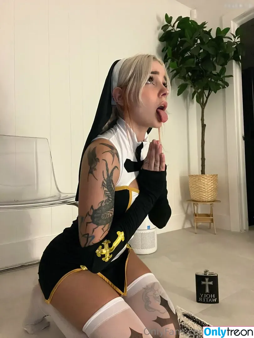 babyfooji nude photo #0761 (peachtot / peachtot.cosplay)
