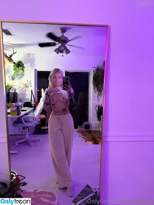 babyfooji / peachtot / peachtot.cosplay nude photo #1142