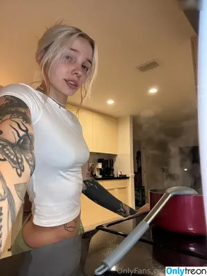 babyfooji / peachtot / peachtot.cosplay nude photo #1194