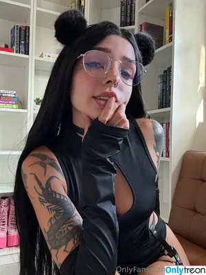 babyfooji / peachtot / peachtot.cosplay nude photo #1362