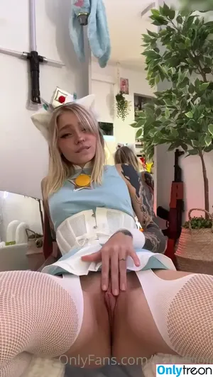 babyfooji / peachtot / peachtot.cosplay nude photo #1724