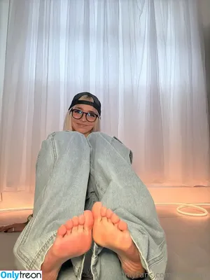 babyfooji / peachtot / peachtot.cosplay nude photo #1805