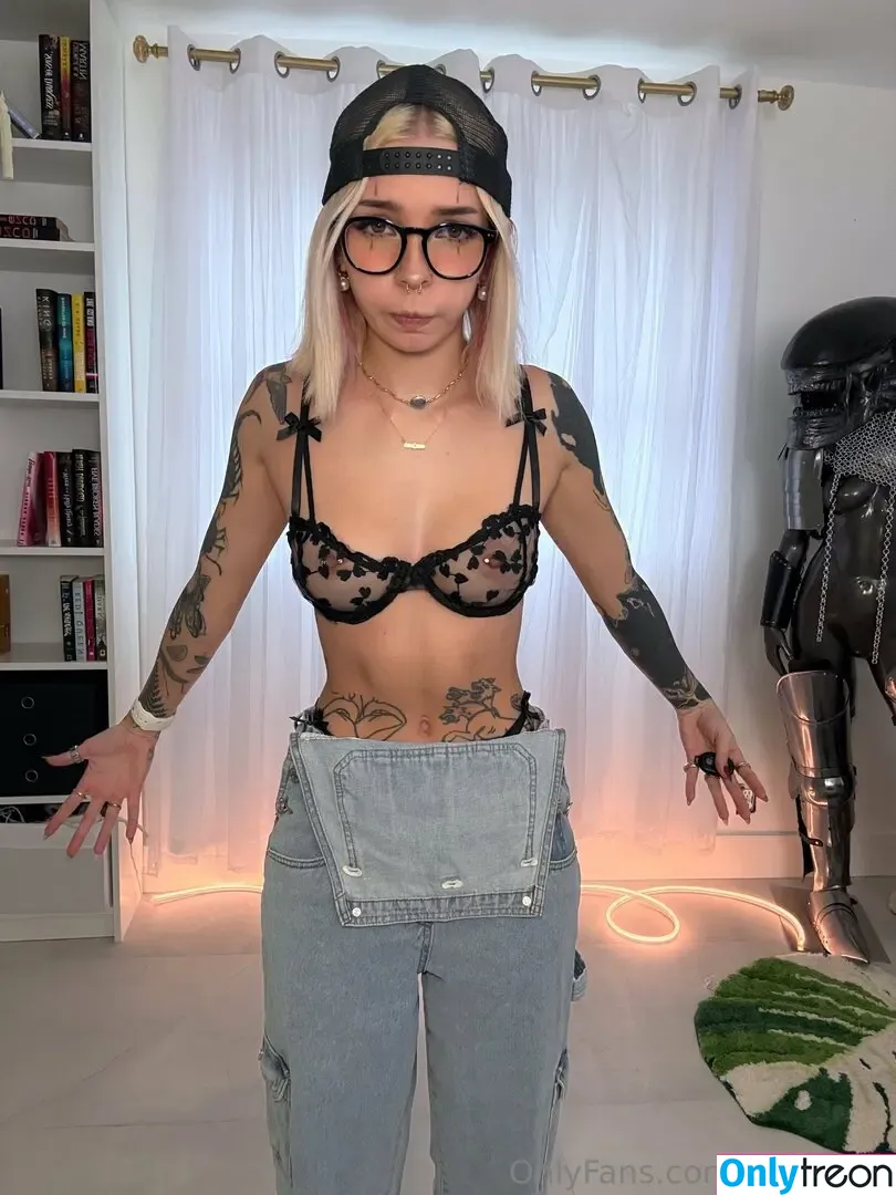 babyfooji nude photo #1796 (peachtot / peachtot.cosplay)