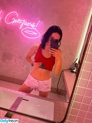 BabyGEM ASMR / BabygemASMR / babyyygem / cemre_inann nude photo #0013