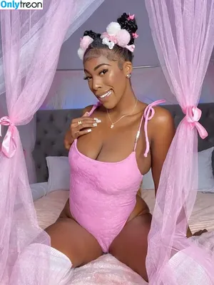babygirlnaomii / babygirlnaomii._ nude photo #0583
