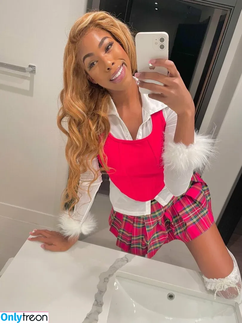 babygirlnaomii nude photo #0160 (babygirlnaomii._)