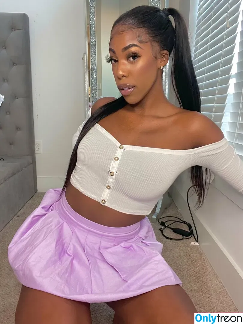 babygirlnaomii nude photo #0217 (babygirlnaomii._)