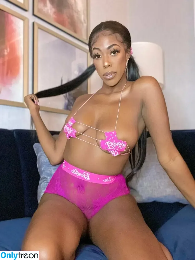 babygirlnaomii nude photo #0644 (babygirlnaomii._)